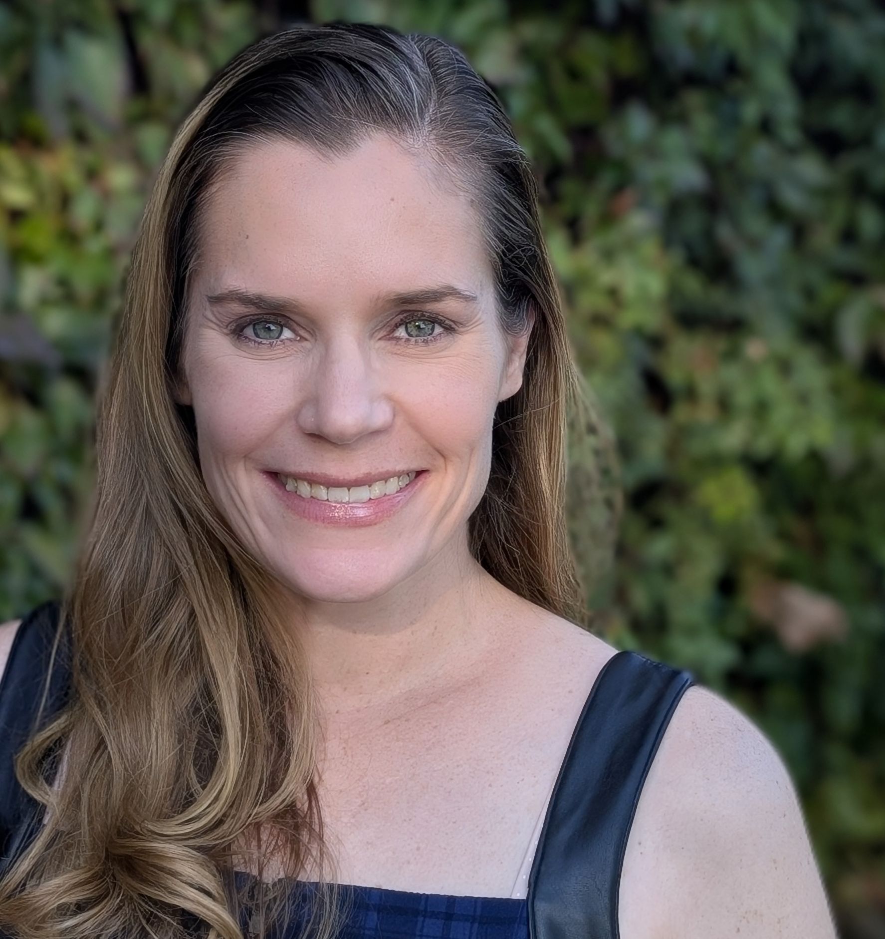 Joni Greene Headshot